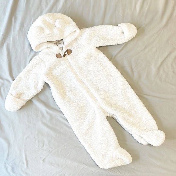 Carter's white fleece zip up baby footie with hood - Picture 1 of 3